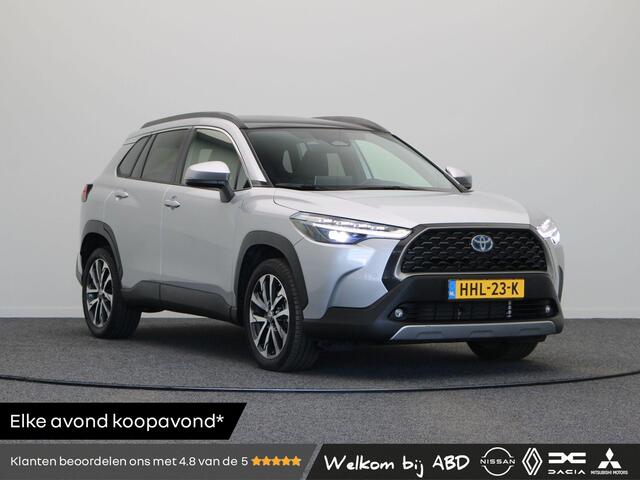 Toyota COROLLA Cross Hybrid 140 Style + Premium Pack II | 10 Jaar Garantie! | Stoelverwarming | Apple Carplay & Android Auto | Panoramadak |