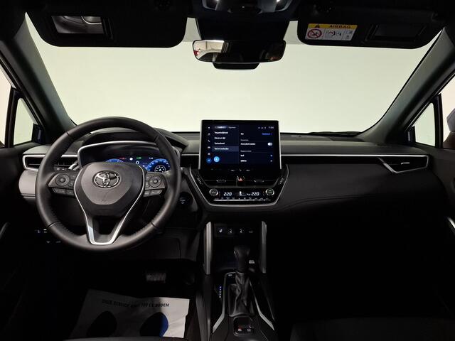 Toyota COROLLA Cross Hybrid 140 Style | Stoel/stuur verw. | Elektr. Klep | PDC V+A | Carplay | Dodehoekdetectie |