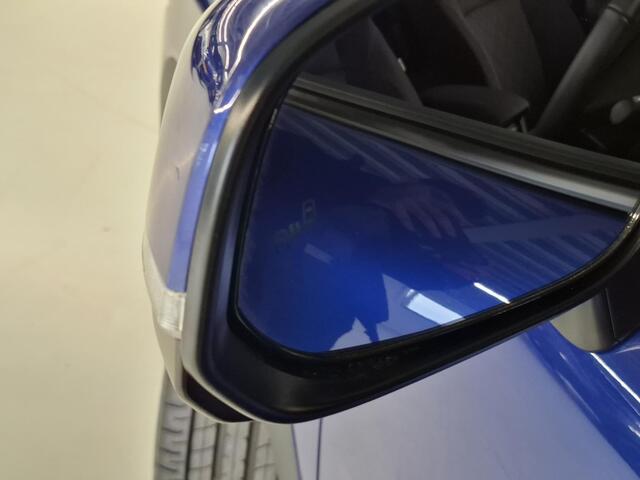 Toyota COROLLA Cross Hybrid 140 Style | Stoel/stuur verw. | Elektr. Klep | PDC V+A | Carplay | Dodehoekdetectie |