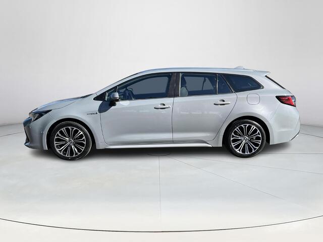 Toyota COROLLA Touring Sports 1.8 Hybrid Active | Trekhaak | Navigatie | Carplay | 17 inch LM-velgen |