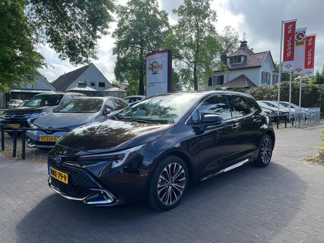 Toyota COROLLA 1.8 HYBRID TEAM D AUTOMAAT / CARPLAY / CAMERA / ADAP. CRUISE