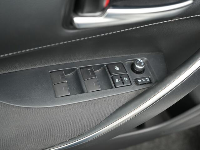 Toyota COROLLA Touring Sports 2.0 Hybrid Dynamic 181pk | Adaptive Cruise | LED | Carplay | Stuur & Stoelverwarming | Camera | DAB |