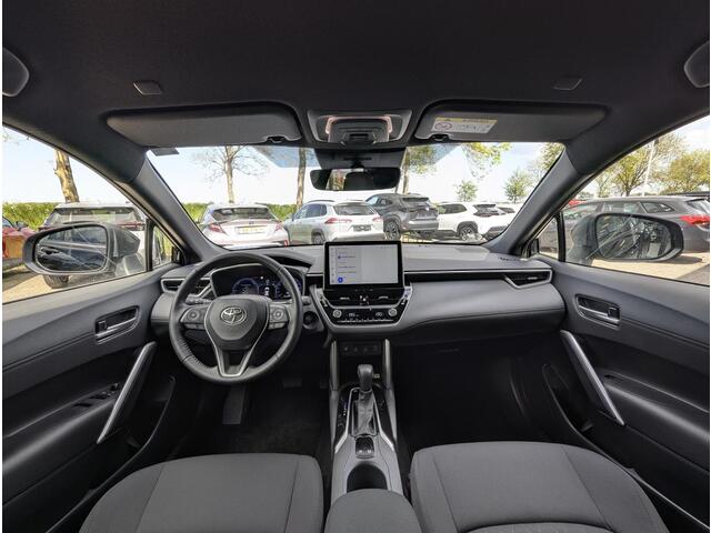 Toyota COROLLA Cross Hybrid 140 Style | Stoel- stuurverwarming | Elek. achterklep | BSM | Led | Draadloze telefoonlader
