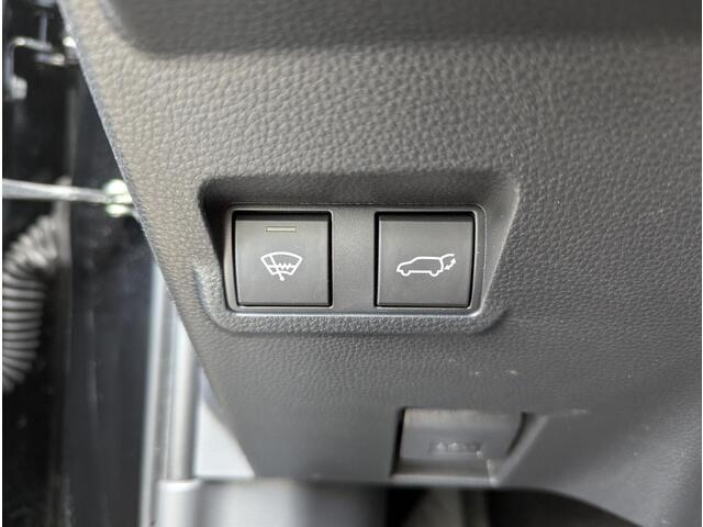 Toyota COROLLA Cross Hybrid 140 Style | Stoel- stuurverwarming | Elek. achterklep | BSM | Led | Draadloze telefoonlader