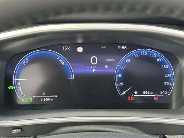 Toyota COROLLA Cross 2.0 High Power Hybrid First Edition Panoramadak | Blind Spot Monitor | PDC V+A | 18 inch | Stoelverwarming