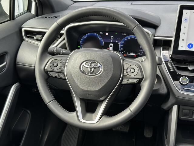 Toyota COROLLA Cross 2.0 High Power Hybrid First Edition Panoramadak | Blind Spot Monitor | PDC V+A | 18 inch | Stoelverwarming