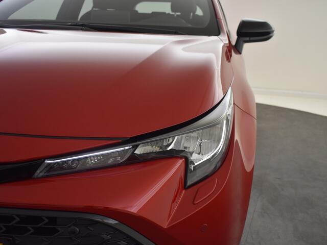 Toyota COROLLA Hybrid 140 Active | Parkeersensoren V+A | Stuur en Stoelverwarmi
