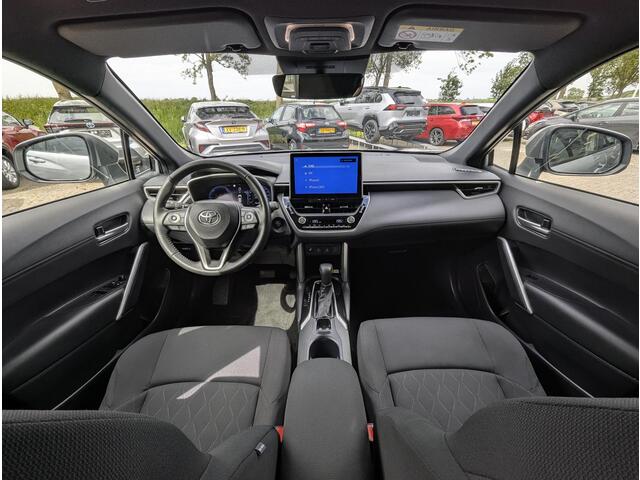 Toyota COROLLA Cross Hybrid 140 Style | Stoel- stuurverwarming | Elek. achterklep | BSM | Led | Draadloze telefoonlader