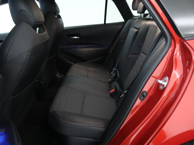 Toyota COROLLA Touring Sports 1.8 Hybrid Executive | Parkeersensoren | Trekhaak |