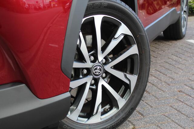 Toyota COROLLA Cross 2.0 Hybrid 200 Style Plus AWD | Rijklaar | Trekhaak | Stoel-/stuurverw. | El.achterklep | LED | Keyless | Navi | Apple/Android | Camera