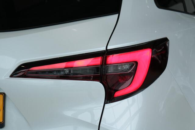 Toyota COROLLA Touring Sports Hybrid 200 Premium, Pano-dak, Trekhaak, JBL