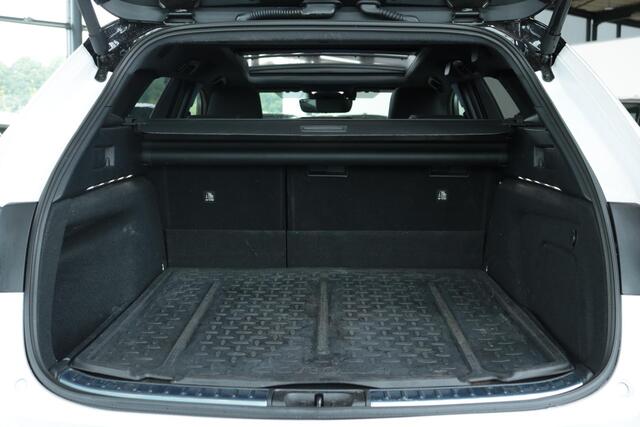 Toyota COROLLA Touring Sports Hybrid 200 Premium, Pano-dak, Trekhaak, JBL