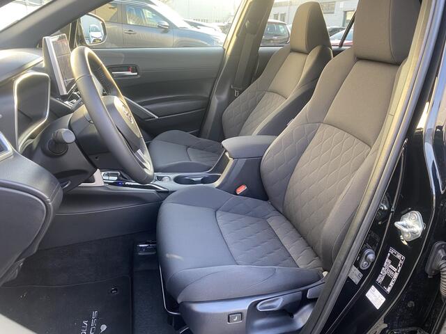 Toyota COROLLA Cross Hybrid 140 Style Limited PDC Dodehoek Detectie Stoel Stuur Verwarming