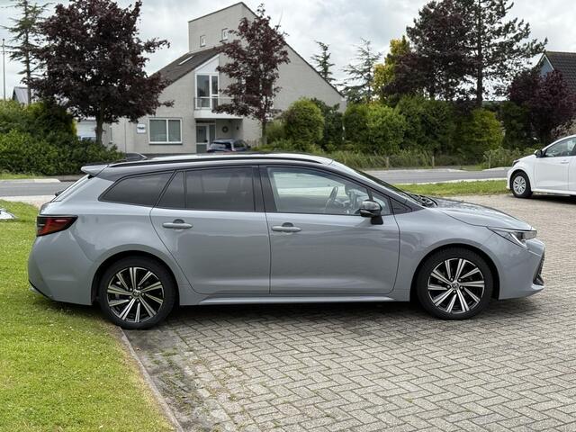 Toyota COROLLA touring sports 1.8 Hybrid Style Plus | Keyless | HUD | Elektr. klep