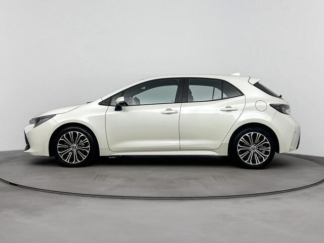 Toyota COROLLA 1.8 Hybrid Business Intro | NL-Auto | Parkeersensoren | Stoelverwarming | Navigatie | Apple Carplay /- Android Auto | RES Ruben Koenders Louwman Arnhem