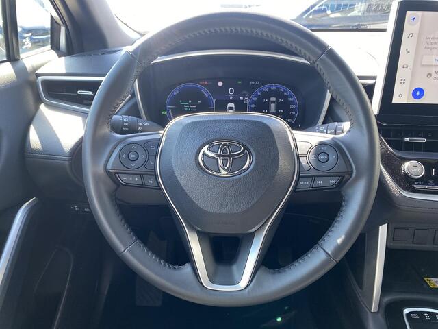 Toyota COROLLA Cross Hybrid 200 Dynamic Navigatie, Achteruitrijcamera, Elek. achterklep, LED, LMV, Privacy glass, Smart Key, BTW Auto