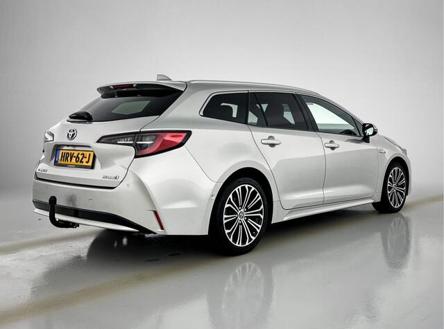 Toyota COROLLA Touring Sports 1.8 Hybrid Executive Limited | Navigatie | Trekhaak | Leder