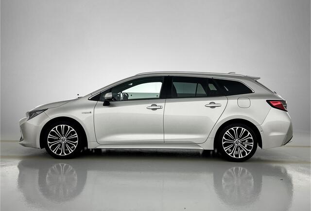 Toyota COROLLA Touring Sports 1.8 Hybrid Executive Limited | Navigatie | Trekhaak | Leder
