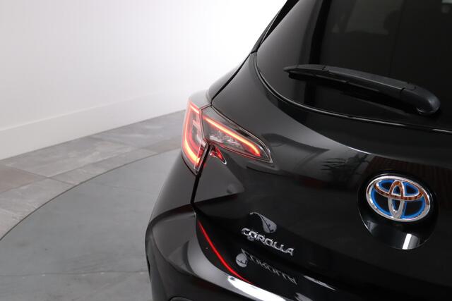 Toyota COROLLA 2.0 Hybrid Dynamic, LED, Navigatie, Android Auto/Apple Carplay, Bluetooth