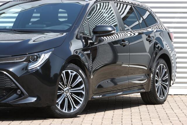 Toyota COROLLA Touring Sports 1.8 Hybrid Dynamic / Team-D