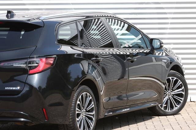 Toyota COROLLA Touring Sports 1.8 Hybrid Dynamic / Team-D