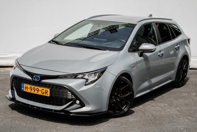 Toyota COROLLA Touring Sports 1.8 Hybrid Sport Plus Full map navigatie/ Stoelverwarming/ Camera/ DAB+/ Adapt. cruise/ 19" Lmv