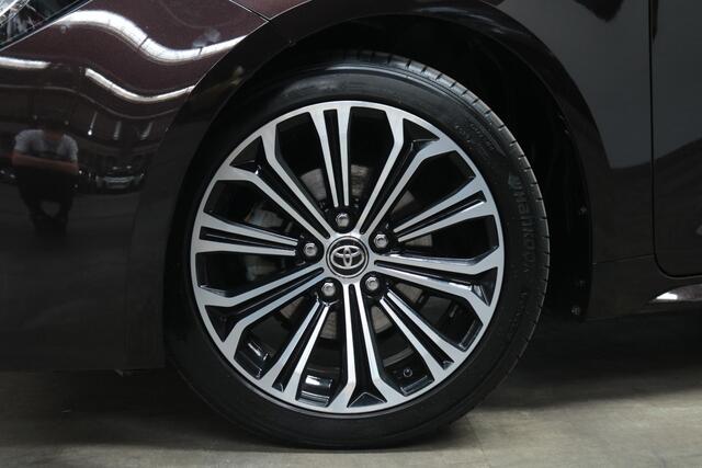Toyota COROLLA Touring Sports 1.8 Hybrid Business Plus