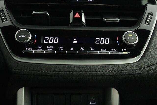 Toyota COROLLA Cross Hybrid 140 Active | AKTIEPRIJS ¤3000,- KORTING | Direct Beschikbaar | Nieuwe Auto |