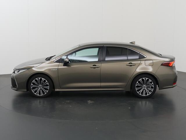 Toyota COROLLA 1.8 Hybrid Style | Trekhaak | Navigatie | Parkeercamera | Stoelverwarming/verkoeling | Keyless Go |