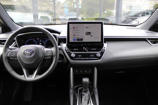 Toyota COROLLA Cross Hybrid 140 Style Plus | Rijklaar | Navi | LED | Stoel-/stuurverw. | El.achterklep | Keyless | Adap.cruise | Parkeersens. v+a