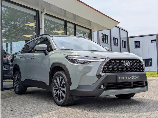 Toyota COROLLA Cross Hybrid 140 Style | BSM | ACC | PDC V+A | Stoel- stuurverwarming | Elek. achterklep | Qi-lader | Camera