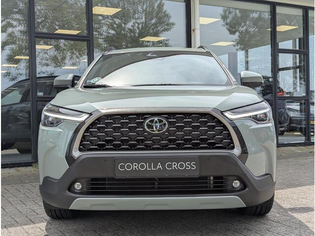 Toyota COROLLA Cross Hybrid 140 Style | BSM | ACC | PDC V+A | Stoel- stuurverwarming | Elek. achterklep | Qi-lader | Camera