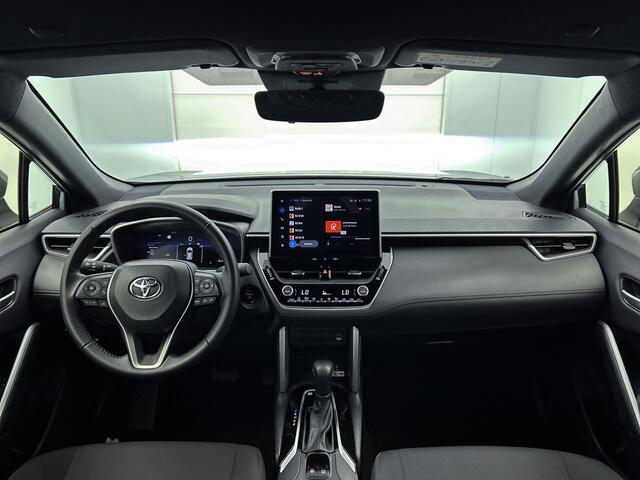 Toyota COROLLA Cross Hybrid 140 Style