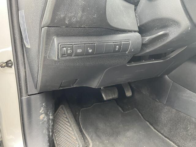 Toyota COROLLA Touring Sports 1.8 Hybrid Business Intro