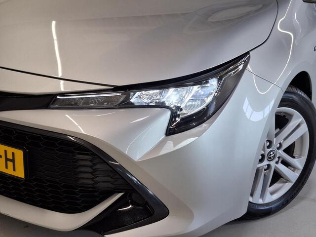 Toyota COROLLA 1.8 Hybrid Active | trekhaak afneembaar | LED | Carplay | Adapt. cruise | Clima | 40DKM |