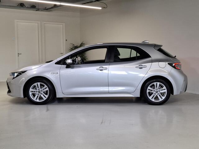 Toyota COROLLA 1.8 Hybrid Active | trekhaak afneembaar | LED | Carplay | Adapt. cruise | Clima | 40DKM |