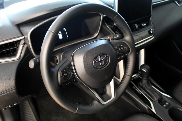 Toyota COROLLA Cross Hybrid 140 Dynamic I APPLE CAR I CAMERA I ADP CRUISE I