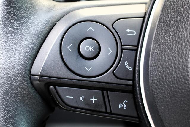 Toyota COROLLA Cross Hybrid 140 Dynamic I APPLE CAR I CAMERA I ADP CRUISE I