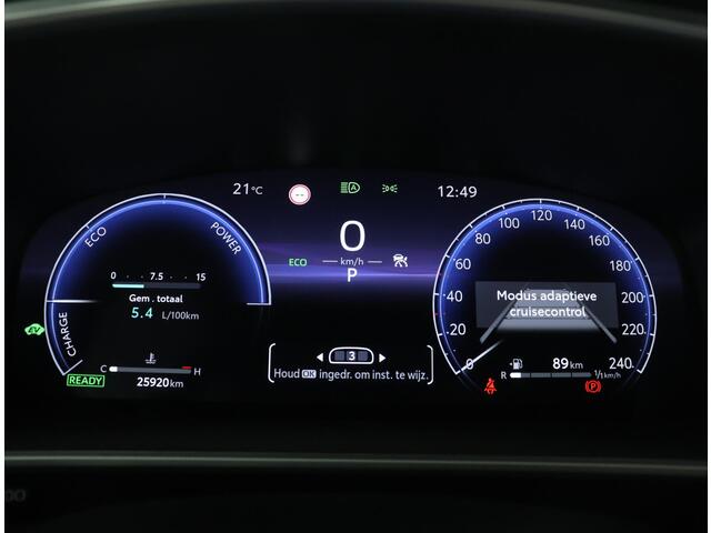 Toyota COROLLA Cross Hybrid 200 Dynamic | Parkeerhulp camera | Apple carplay & Android auto |