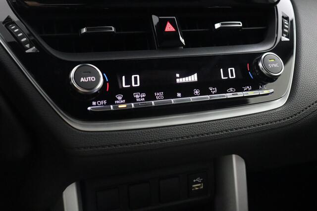 Toyota COROLLA Cross Hybrid 140 Dynamic | Apple Carplay/android Auto | Elektrische Achterklep | Adaptieve Cruise-Control |