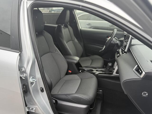 Toyota COROLLA Cross Hybrid 200PK Style Automaat Trekhaak, 1e eigenaar nieuw geleverd! Incl: ApplCarplay/AndroidAuto, Parkeerhulp, LM velegen Climate Control, Adaptieve Cruise control, Fabrieksgarantie