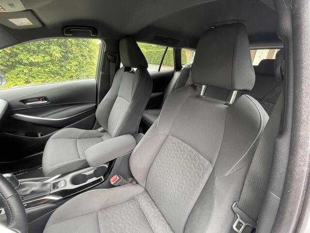 Toyota COROLLA Touring Sports 1.8 Hybrid Dynamic All seasonbanden