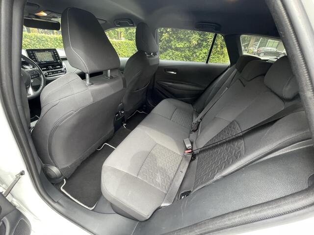 Toyota COROLLA Touring Sports 1.8 Hybrid Dynamic All seasonbanden