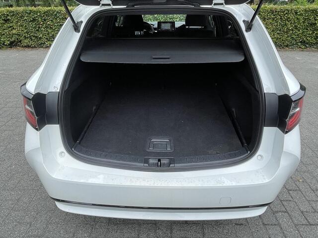 Toyota COROLLA Touring Sports 1.8 Hybrid Dynamic All seasonbanden