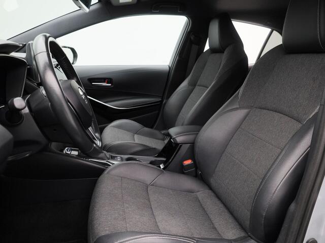 Toyota COROLLA 1.8 Hybrid Dynamic | CAMERA | ADAPTIVE | JBL | KEYLESS