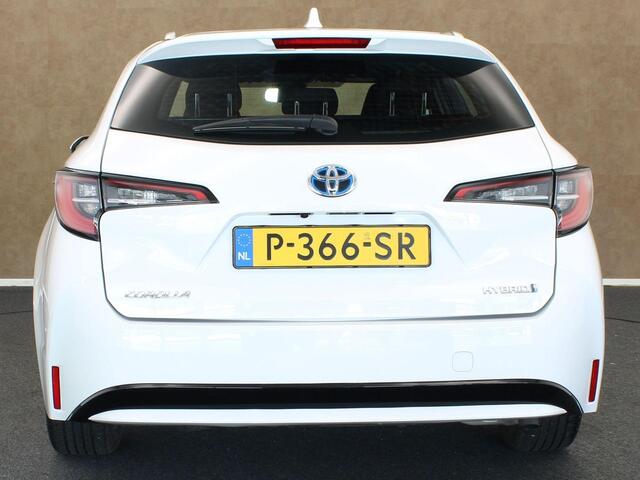 Toyota COROLLA Touring Sports 1.8 Hybrid Active - ORIGINEEL NEDERLANDSE AUTO - NAVIGATIE - CLIMATE CONTROL - ELEKTRISCH VERSTELBARE BUITENSPIEGELS - APPLE CARPLAY/ ANDROID AUTO - KEYLESS START