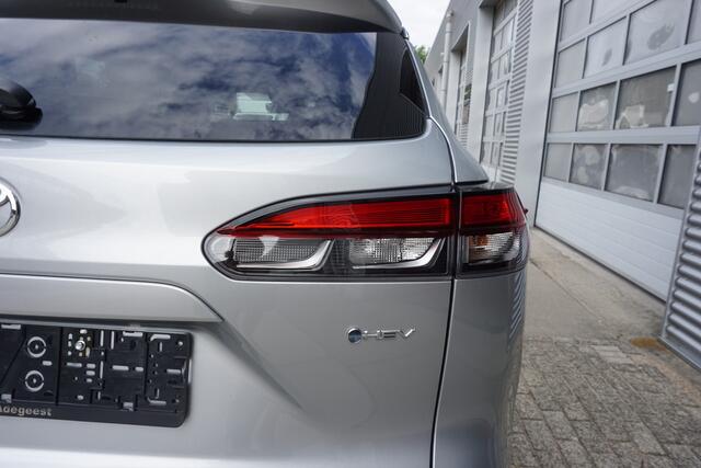 Toyota COROLLA Cross Hybrid 200 Style |Navi|Carplay|PDC V+A|Camera|Dodehoek|Elektrische a.klep|