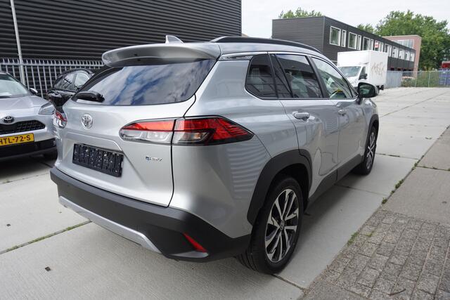 Toyota COROLLA Cross Hybrid 200 Style |Navi|Carplay|PDC V+A|Camera|Dodehoek|Elektrische a.klep|