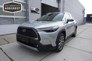 toyota-corolla-cross-hybrid-200-sty