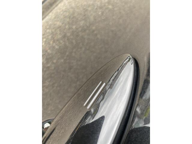 Toyota COROLLA Touring Sports 1.8 Hybrid Business Plus Trekhaak Winterbanden